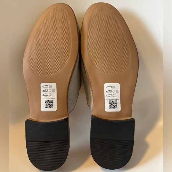 ASOS DESIGN backless mule loafers in stone faux suede with natural sole - Picture 7 of 11